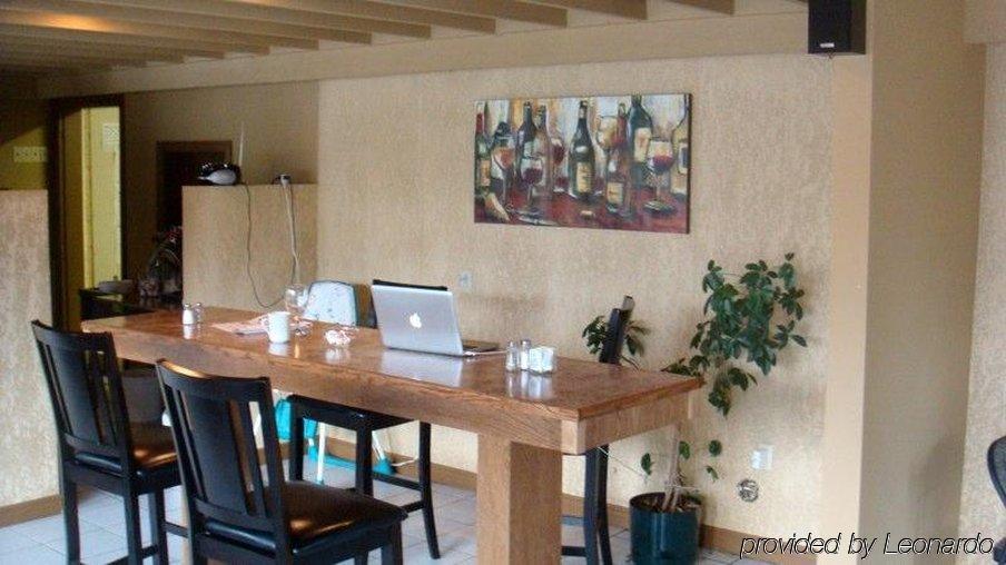 Stonehouse Motel And Restaurant Труро Стая снимка